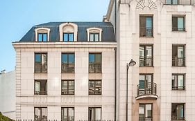 Adveniat Paris