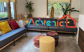 Adveniat Paris